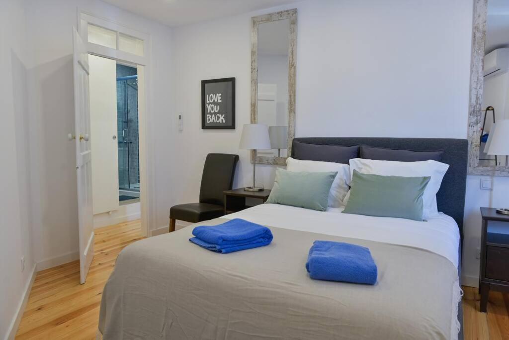 Ola Lisbon - Castelo II Apartment Luaran gambar